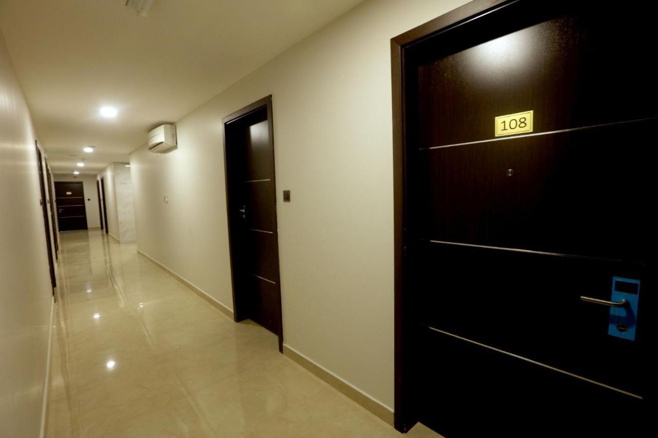 Golden Crown Hotel Alseeb Muscat Buitenkant foto